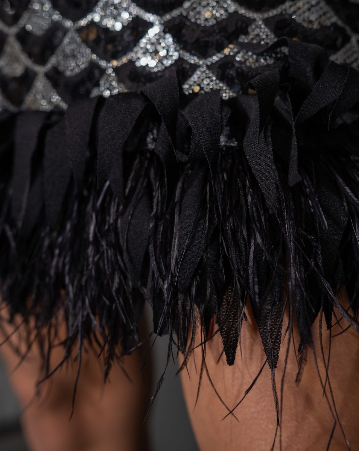 РОКЛЯ BLACK FEATHER - 1