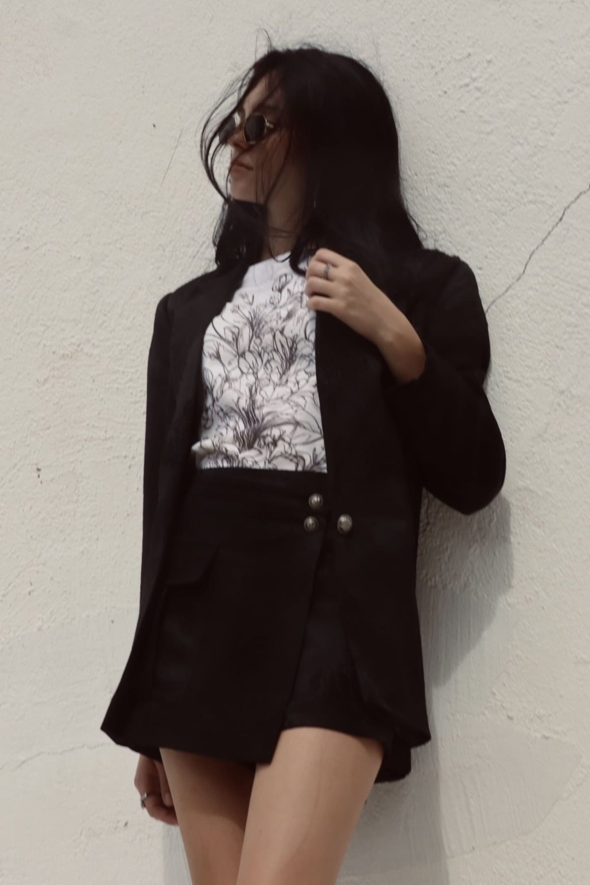 T-SHIRT FLEUR NOIR - 2