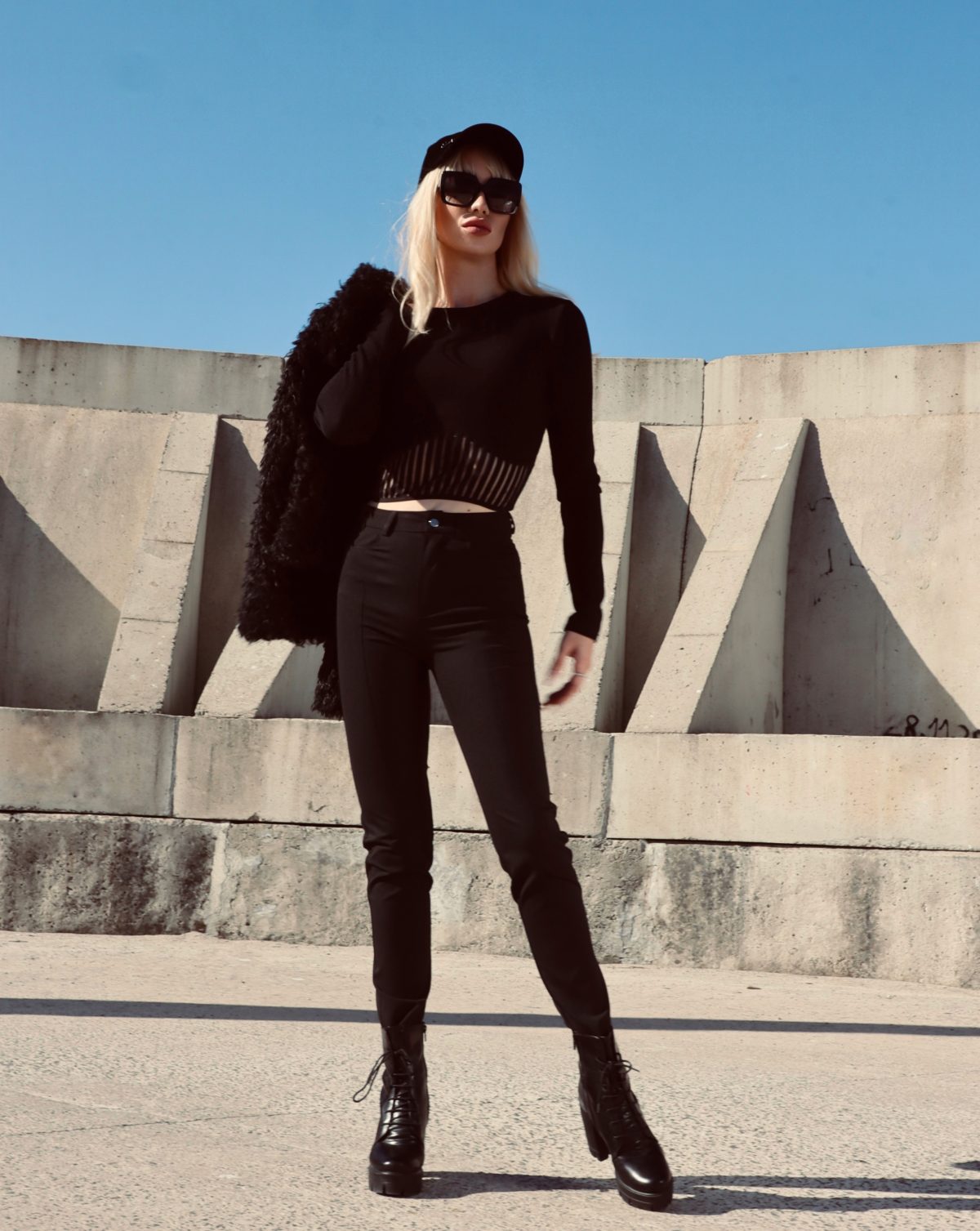 BLACK SLIM PANTS - 1
